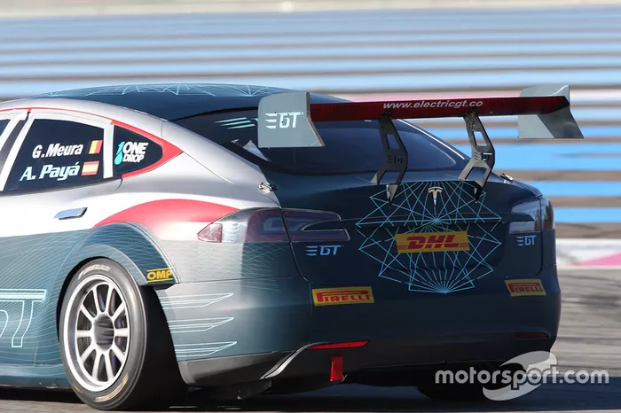 El Tesla Model S P85  en Paul Ricard
