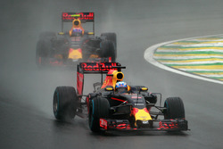 Daniel Ricciardo, Red Bull Racing RB12, Max Verstappen, Red Bull Racing RB12