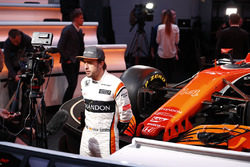 Fernando Alonso, McLaren met de media
