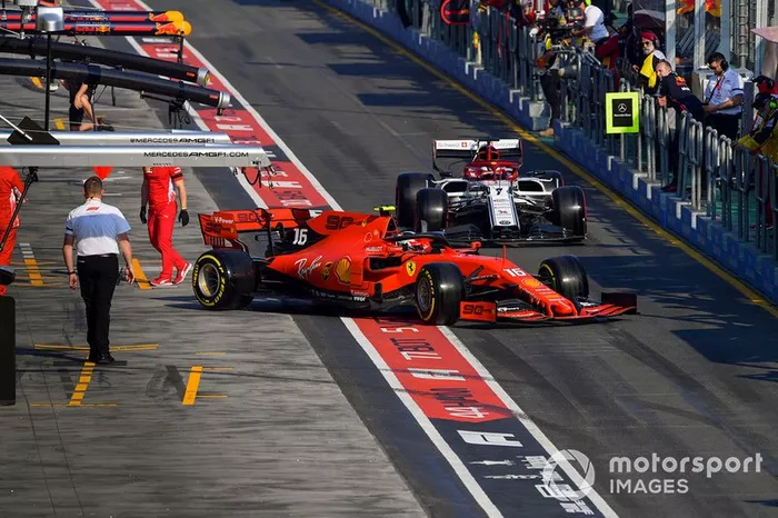 Charles Leclerc, Ferrari SF90, Kimi Raikkonen, Alfa Romeo Racing C38