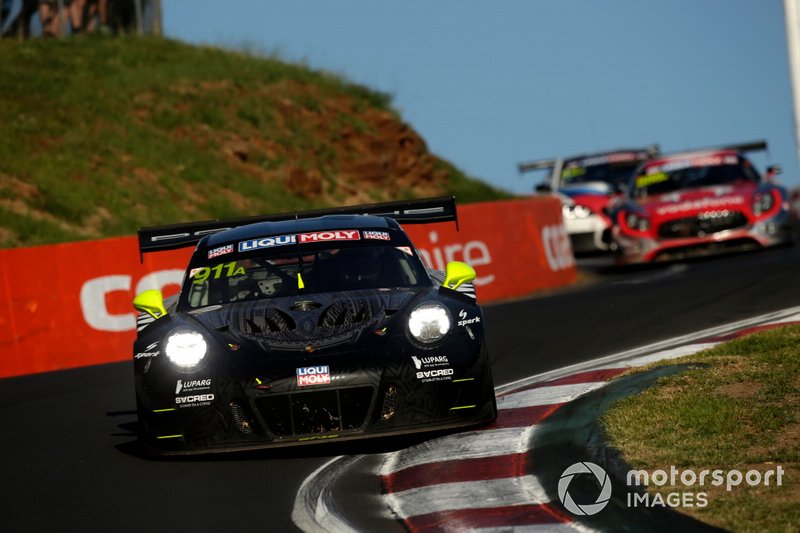 #911 EBM Porsche 911 GT3-R: Romain Dumas, Sven Müller, Mathieu Jaminet