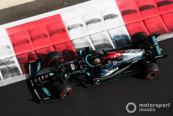 Lewis Hamilton, Mercedes W12