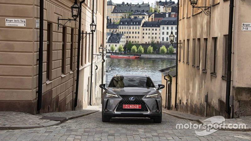 Lexus UX 2019 року