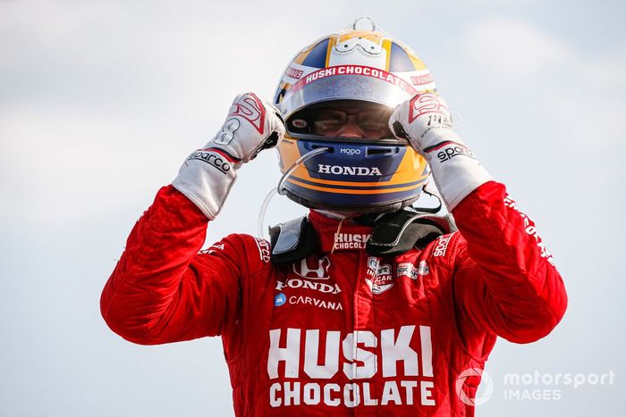 Ganador Marcus Ericsson, Chip Ganassi Racing Honda celebra su primera victoria en IndyCar