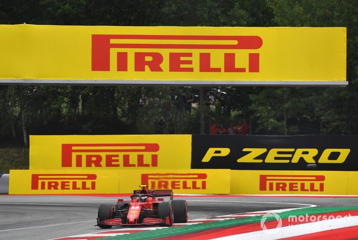 Carlos Sainz Jr., Ferrari SF21