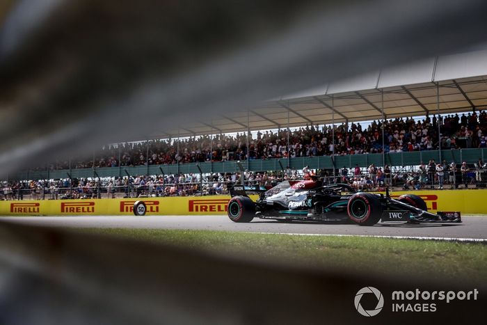 Lewis Hamilton, Mercedes W12