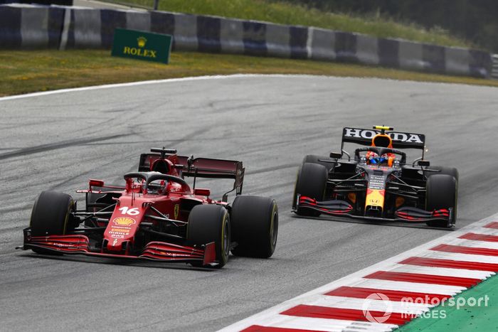 Charles Leclerc, Ferrari SF21, Sergio Pérez, Red Bull Racing RB16B