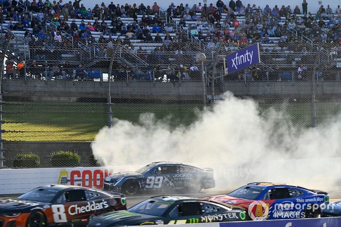 Daniel Suárez, Trackhouse Racing, Jockey Outdoors by Luke Bryan Chevrolet Camaro