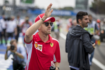 Sebastian Vettel, Ferrari en el desfile de pilotos