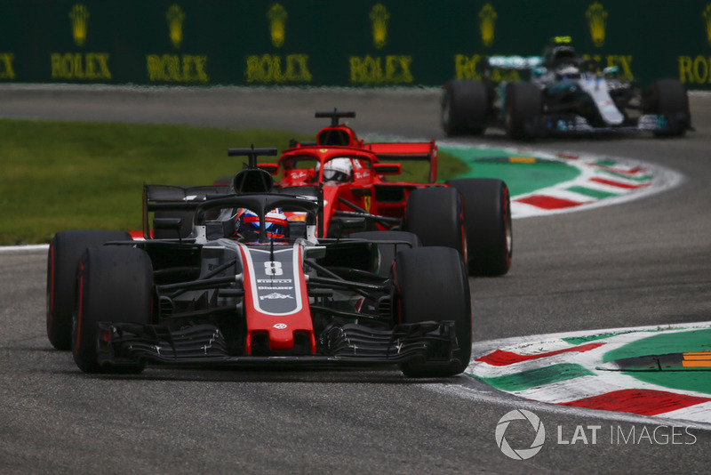 Romain Grosjean, Haas F1 Team VF-18, Sebastian Vettel, Ferrari SF71H dan Valtteri Bottas, Mercedes AMG F1 W09