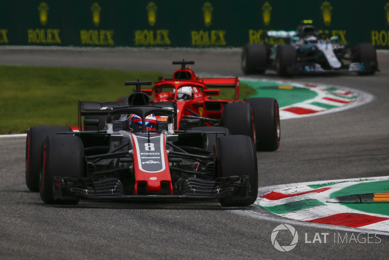 Romain Grosjean, Haas F1 Team VF-18, Sebastian Vettel, Ferrari SF71H and Valtteri Bottas, Mercedes AMG F1 W09 