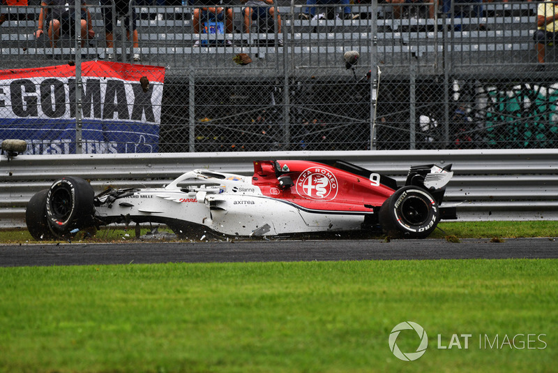 Choque de Marcus Ericsson, Sauber C37