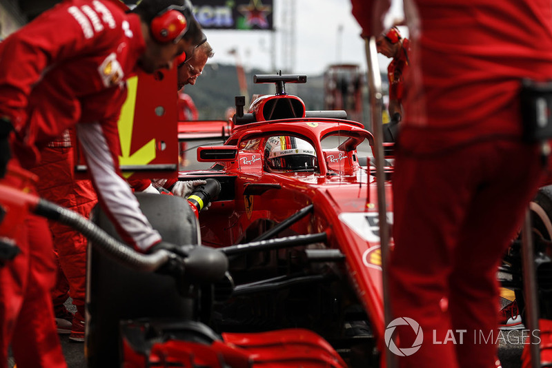 Sebastian Vettel, Ferrari SF71H pit stop