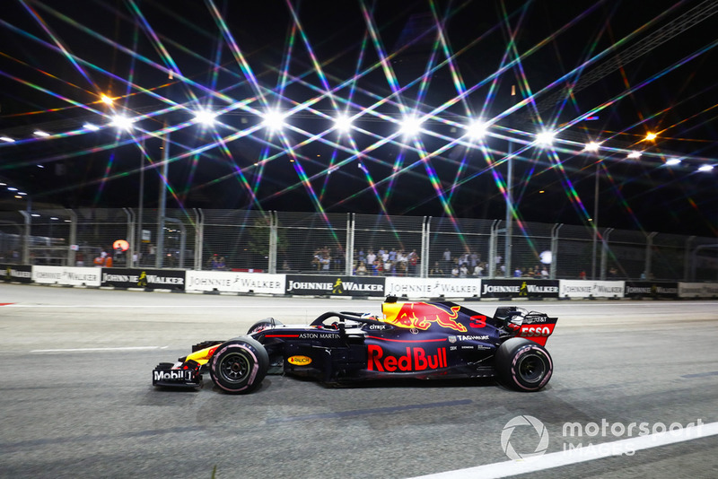 Daniel Ricciardo foi o sexto colocado