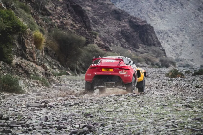 #201 Bahrain Raid Xtreme Prodrive: Sebastien Loeb, Fabian Lurquin