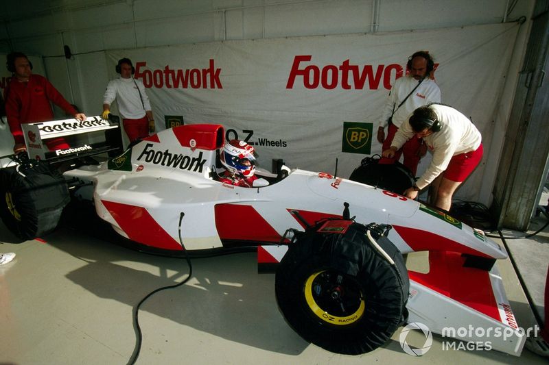 FOOTWORK アロウズ　鈴木亜久里号 美しきF1マシン：「速いが脆い……鈴木亜久里、予選トップ10常連に