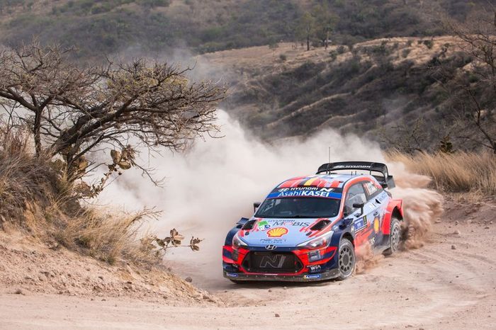 Thierry Neuville, Nicolas Gilsoul, Hyundai Motorsport Hyundai i20 Coupe WRC