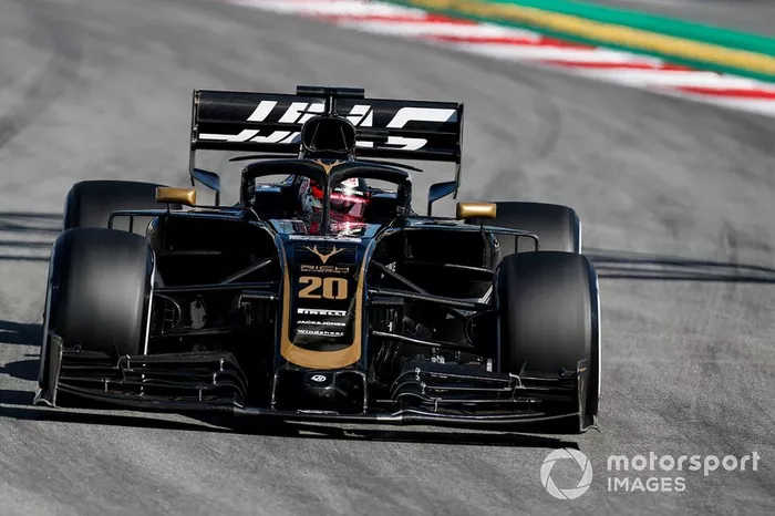 Kevin Magnussen, Haas VF-19 