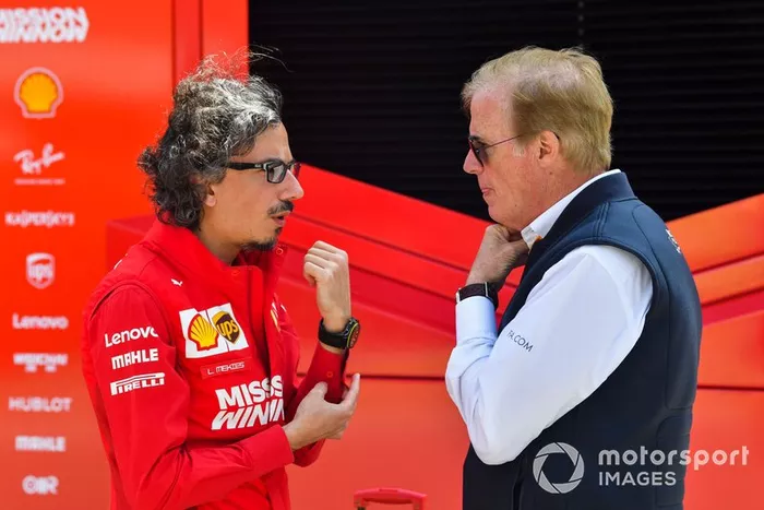 Laurent Mekies, Ferrari y Danny Sullivan, comisario de la FIA