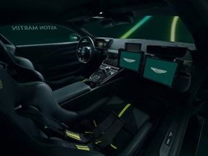 Aston Martin Vantage F1 Coche de Seguridad 2024