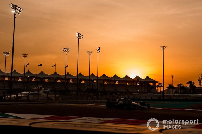 Ayumu Iwasa, AlfaTauri AT04 