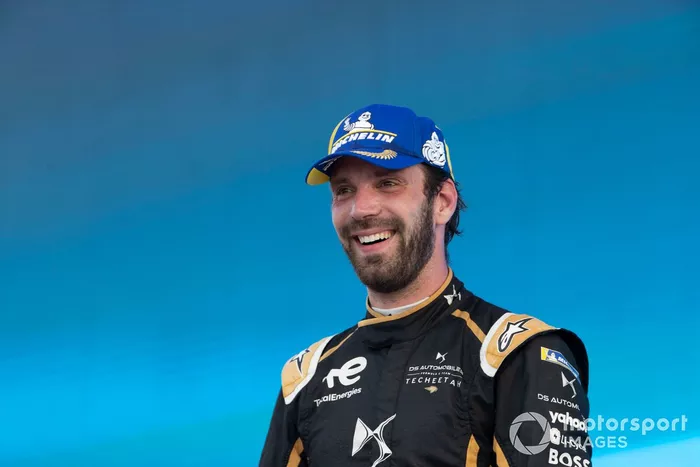 Jean-Eric Vergne, DS Techeetah, 2ª posición, en el podio