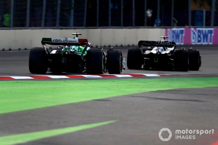 Pierre Gasly, AlphaTauri AT03, Zhou Guanyu, Alfa Romeo C42