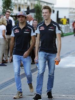 Карлос Сайнс-мл., Scuderia Toro Rosso, и Даниил Квят, Scuderia Toro Rosso