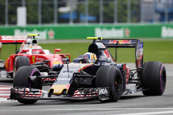 Carlos Sainz Jr., Scuderia Toro Rosso STR11