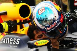 Daniel Ricciardo, Red Bull Racing RB12 on the grid
