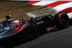 Jenson Button, McLaren MP4-31