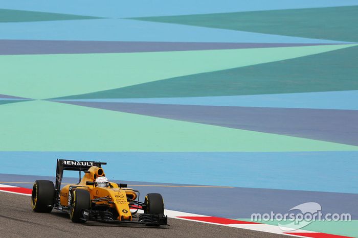 Kevin Magnussen, Renault Sport F1 Team RS16