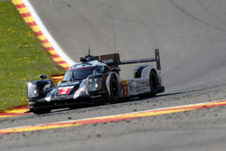 #2 Porsche Team Porsche 919 Hybrid: Romain Dumas, Neel Jani, Marc Lieb