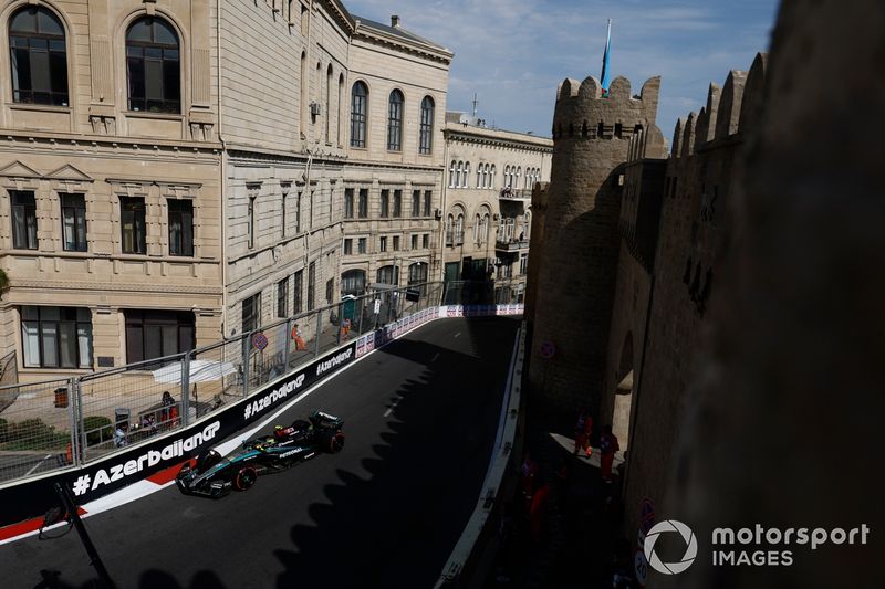 Lewis Hamilton, Mercedes F1 W15 