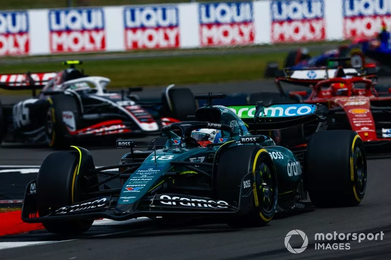 Lance Stroll, Aston Martin AMR24, Carlos Sainz, Ferrari SF-24 et Nico Hulkenberg, Haas VF-24