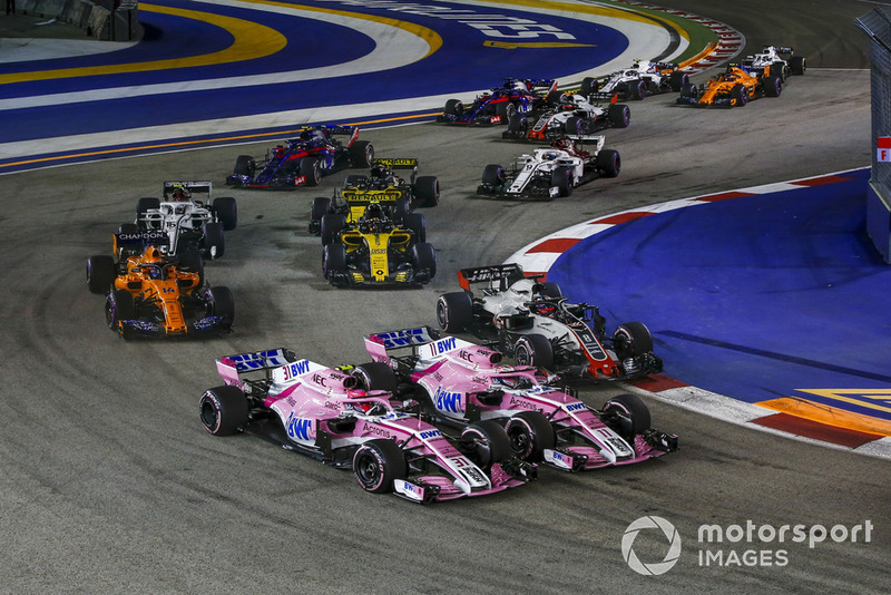 12: Esteban Ocon y Sergio Pérez (Force India)