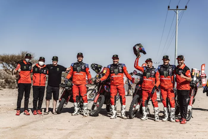 #88 Monster Energy Honda Team 2022: Joan Barreda Bort, #7 Monster Energy Honda Team 2022: Pablo Quintanilla, #11 Monster Energy Honda Team 2022: Jose Ignacio Cornejo Florimo, #2 Monster Energy Honda Team 2022: Ricky Brabec 