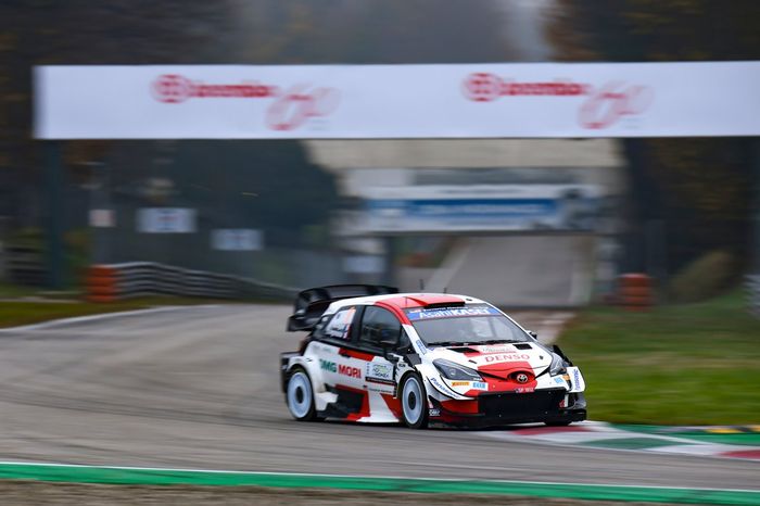 Sébastien Ogier, Julien Ingrassia, Toyota Gazoo Racing WRT Toyota Yaris WRC