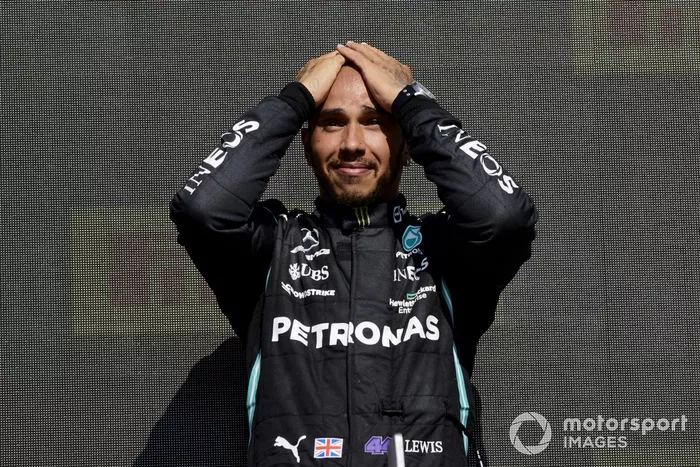 Lewis Hamilton, Mercedes W12