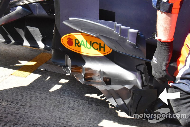 Red Bull Racing RB15 sidepod detail
