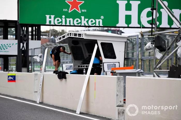 Preparaciones para la llegada del tifón a Suzuka
