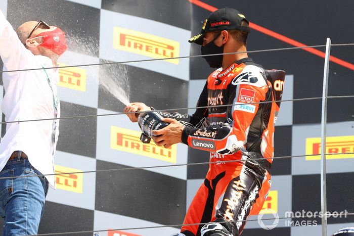 Podio: ganador Michael Ruben Rinaldi, Aruba.It Racing  Ducati, Claudio Domenicali