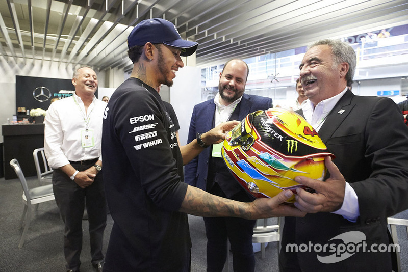 Льюіс Хемілтон, Mercedes AMG F1
