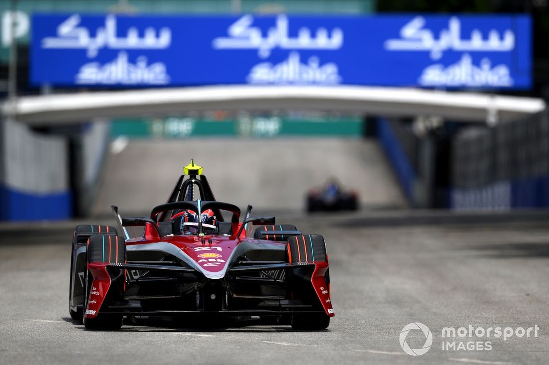 Nyck de Vries de los Países Bajos(21) Mahindra Racing Mahindra M11Electro