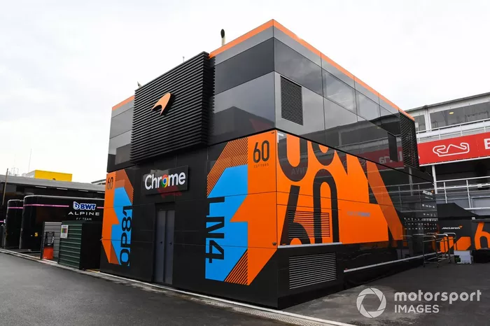 Het motorhome van McLaren