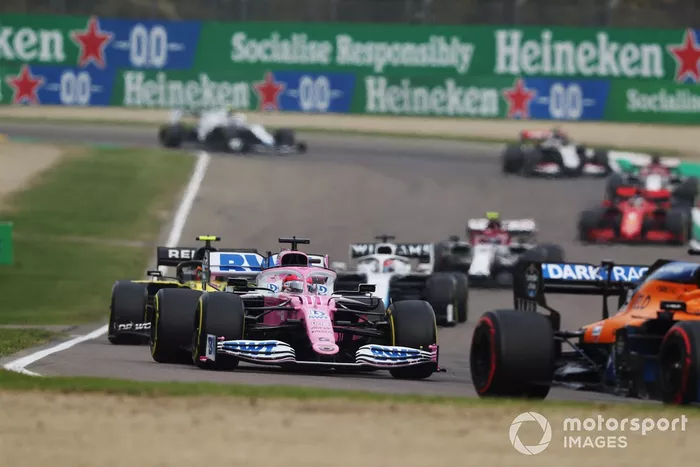 Sergio Pérez, Racing Point RP20, Esteban Ocon, Renault F1 Team R.S.20