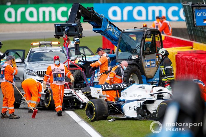 Der Unfall von Giovinazzi und Russell