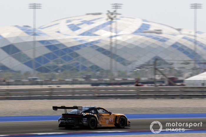 #91 Manthey EMA Porsche 911 GT3 R LMGT3: Yasser Shahin, Morris Schuring, Richard Lietz