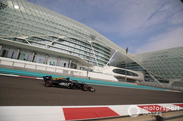 Romain Grosjean, Haas F1 Team VF-19 