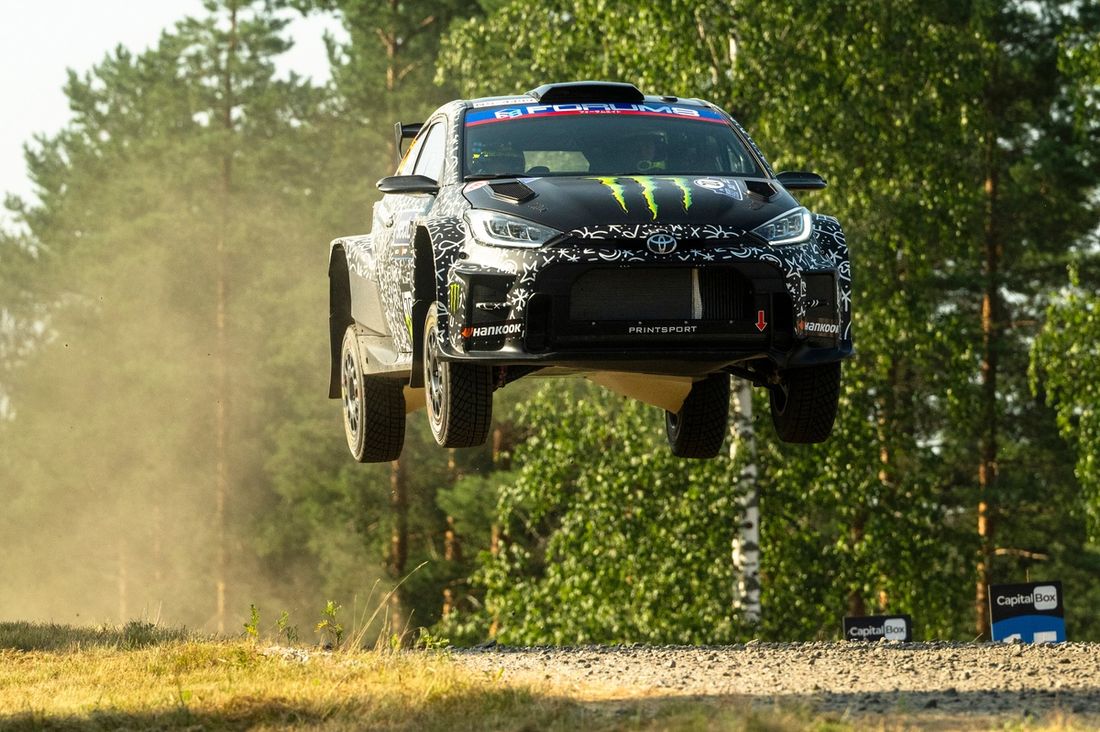 Oliver Solberg, Elliott Edmondson, Printsport Toyota GR Yaris Rally